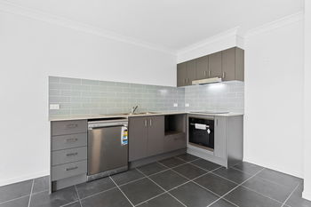 Image 3 for 2/8a Echidna La, Southside  QLD  4570