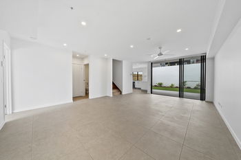 Image 3 for 21/9 Koel Circuit, Peregian Springs  QLD  4573