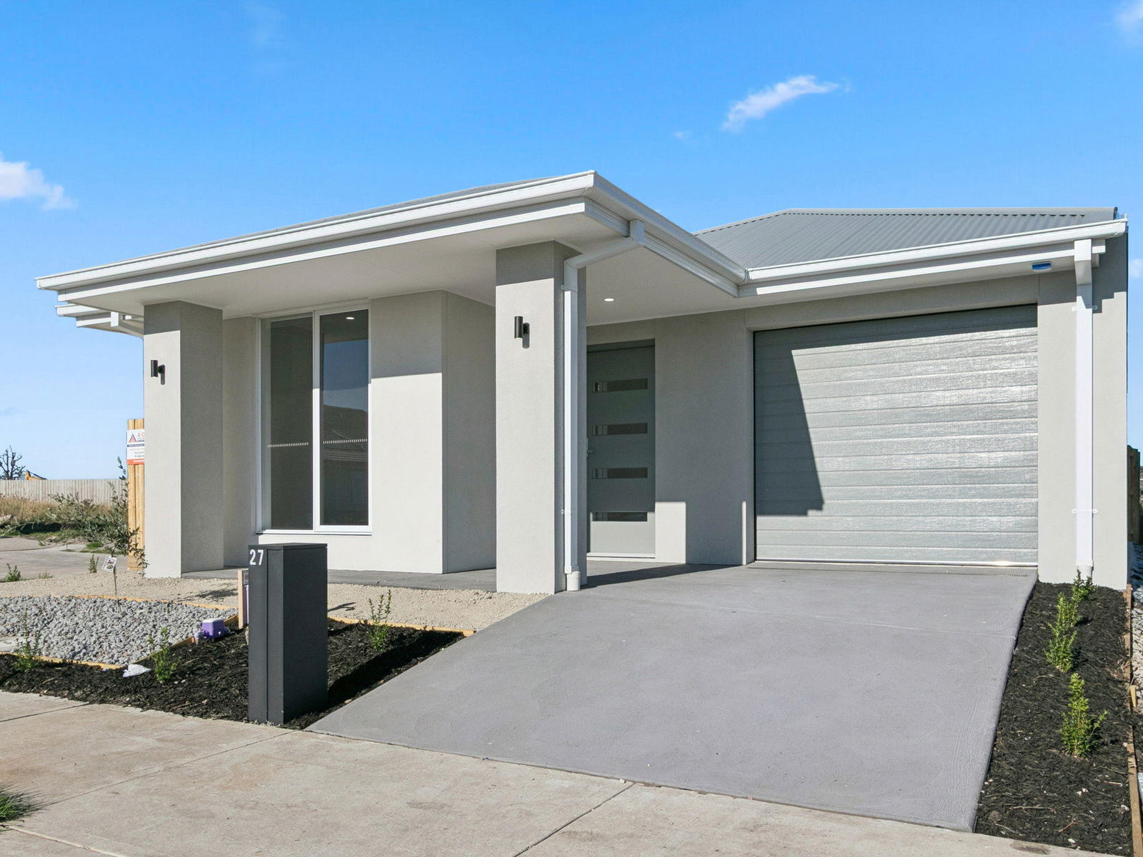 Main listing image for 27 Vizzini St, Cranbourne East  VIC  3977