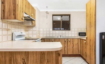 Image 3 for 9/8 Coonowrin St, Battery Hill  QLD  4551