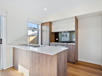 Image 4 for 60 Generation Crst, Mambourin  VIC  3024