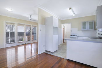 Image 3 for 15 Savannah St, Redcliffe  QLD  4020