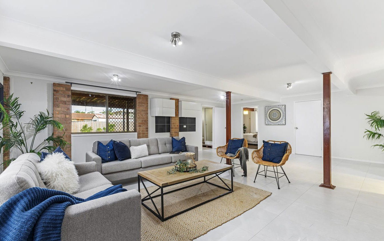 Main listing image for 8 Sportsground St, Redcliffe  QLD  4020