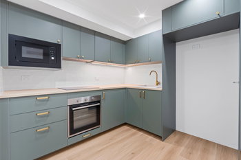 Image 4 for 8B Crest Dr, Elanora  QLD  4221