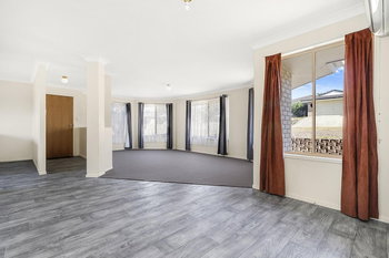 Image 4 for 16 Elkhorn St, Bellbird Park  QLD  4300