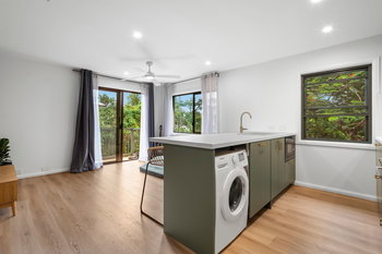 Image 6 for 8A Crest Dr, Elanora  QLD  4221