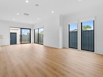 Image 4 for 11 Zamia Walk, Mickleham  VIC  3064