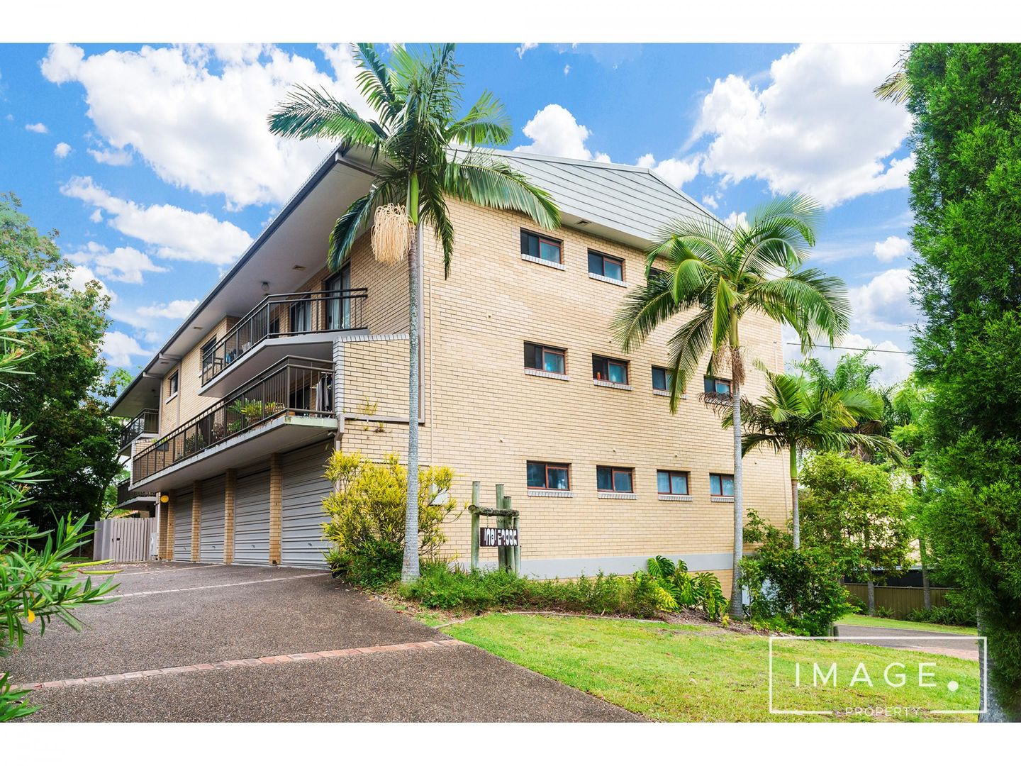 Main listing image for 5/45 Beatrice St, Taringa  QLD  4068