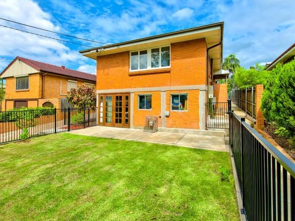 Main listing image for 28 Ansford St, Stafford Heights  QLD  4053