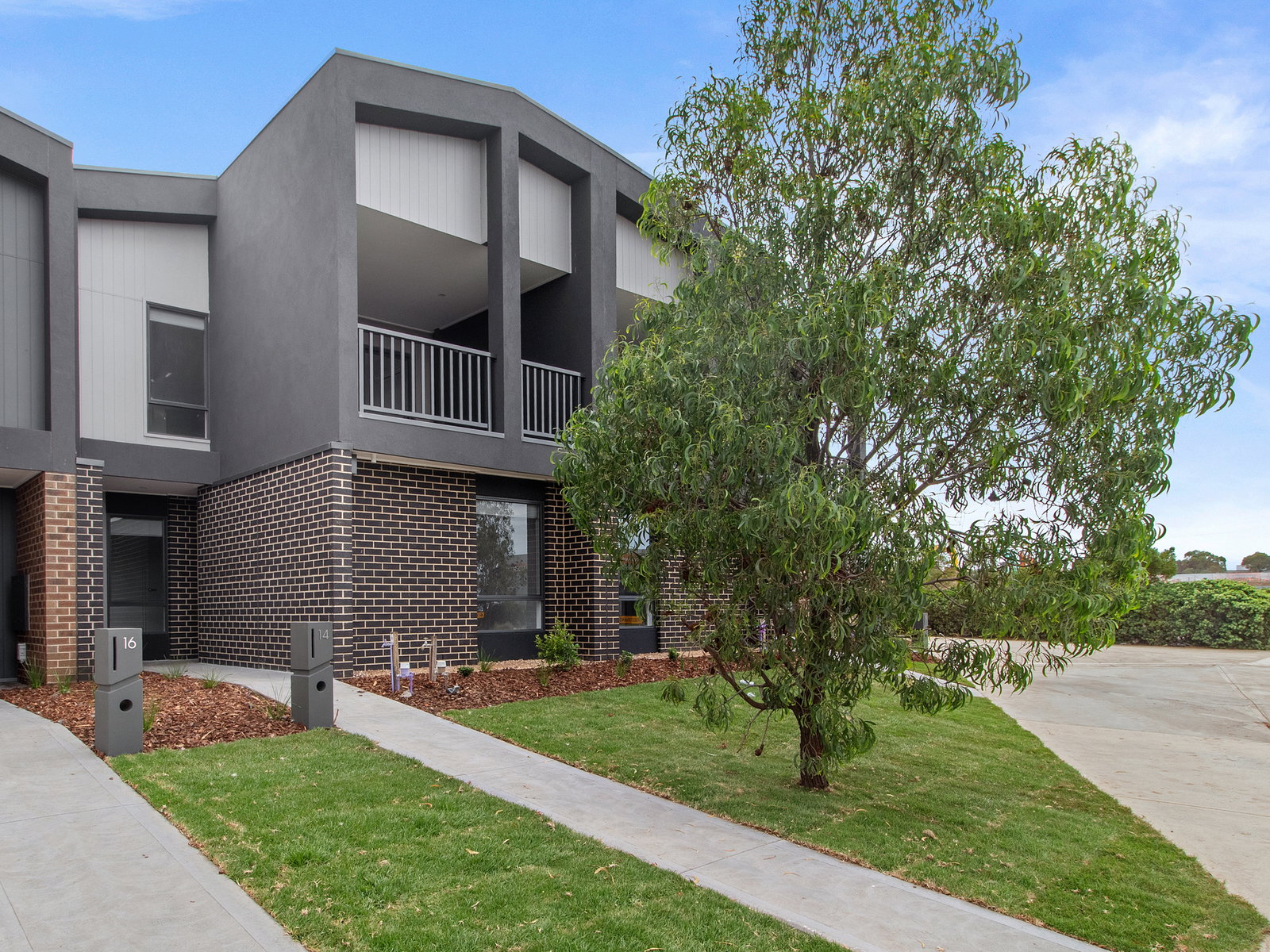 Main listing image for 14 Banks Dr, Diggers Rest  VIC  3427
