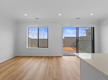 Image 5 for 97 Adelong Boulevard, Cobblebank  VIC  3338