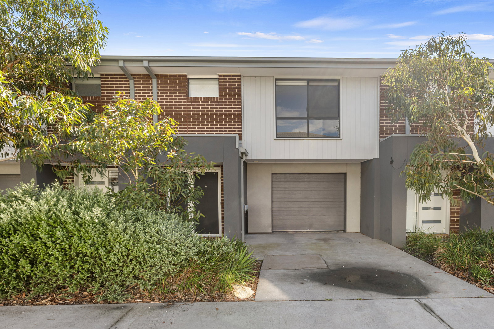 Main listing image for 6 Verdelho Wy, Clyde North  VIC  3978