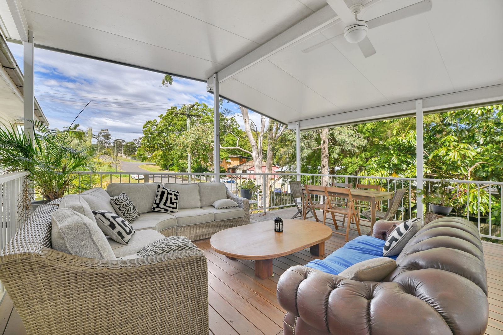 Main listing image for 10 Wellen St, Bundamba  QLD  4304