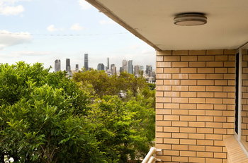 Image 5 for 2/43 Forbes St, Hawthorne  QLD  4171