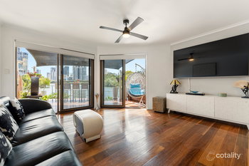 Image 4 for 6/27-29 Surfers Ave, Mermaid Waters  QLD  4218