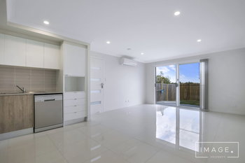 Image 3 for 2/13 Anne Street, Park Ridge  QLD  4125