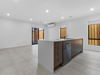 Image 4 for 11 Blackiston Rd, Wollert  VIC  3750