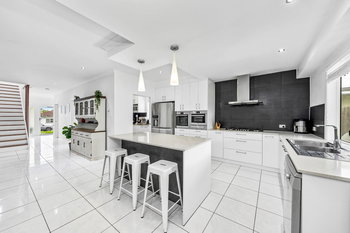 Image 3 for 34 Pansy St, Wynnum  QLD  4178