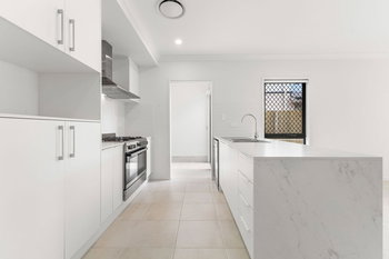 Image 3 for 49 Pinnibar St, Bridgeman Downs  QLD  4035