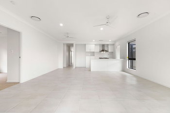 Image 5 for 49 Pinnibar St, Bridgeman Downs  QLD  4035