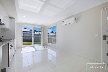 Image 3 for 2/13 Mount Mitchell St, Park Ridge  QLD  4125