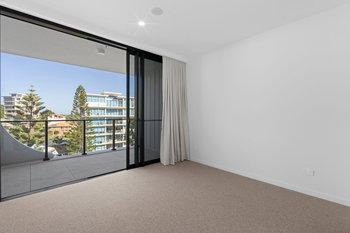 Image 5 for 503/217 Boundary St, Coolangatta  QLD  4225