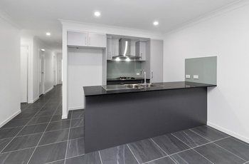 Image 3 for 1/11 Parker Ct, Beaudesert  QLD  4285