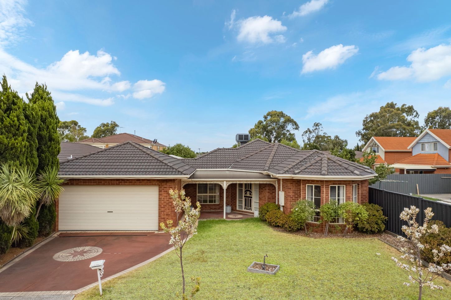Main listing image for 4 Glama Court, Roxburgh Park  VIC  3064