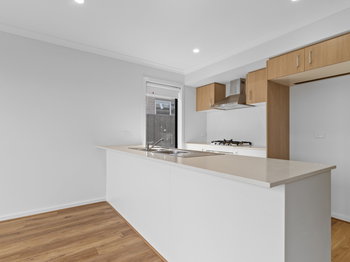 Image 5 for 97 Adelong Boulevard, Cobblebank  VIC  3338