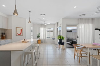 Image 3 for 26 Hunter Parkway, Palmview  QLD  4553