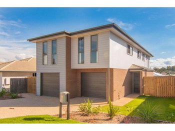 Image 3 for 2/14 Bellthorpe Cir, Kallangur  QLD  4503