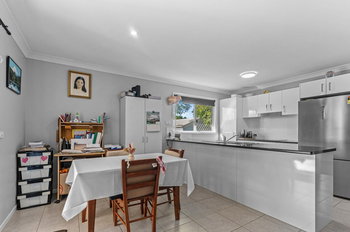 Image 5 for 2/172 Chermside Rd, Basin Pocket  QLD  4305