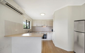 Image 4 for 1/24 Young Street, Petrie  QLD  4502