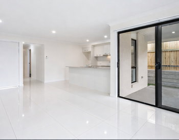 Image 4 for 1/67 Locke Cres, Redbank Plains  QLD  4301