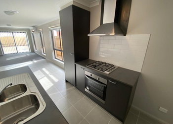 Image 3 for 9 Pearce Way, Weir Views  VIC  3338