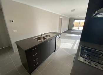 Image 4 for 9 Pearce Way, Weir Views  VIC  3338