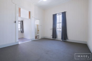 Image 3 for 1/4 Blakeney St, Highgate Hill  QLD  4101
