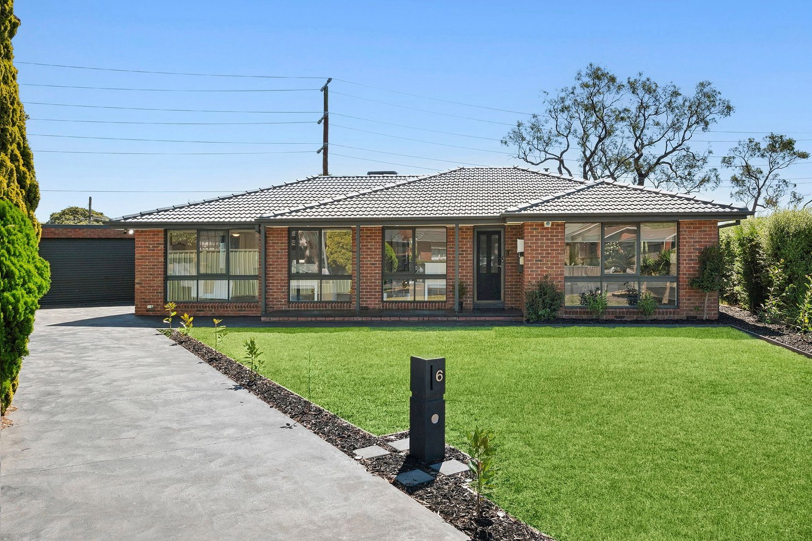 Main listing image for 6 Abbeygate Ct, Frankston  VIC  3199