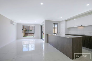 Image 4 for 1/53 Locke Cres, Redbank Plains  QLD  4301