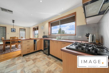 Image 5 for 38 Valley Cres, Glenroy  VIC  3046