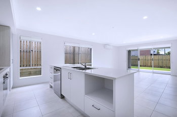 Image 5 for 5 Emma St, Bracken Ridge  QLD  4017