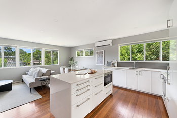Image 4 for 94 Farrant St, Stafford Heights  QLD  4053