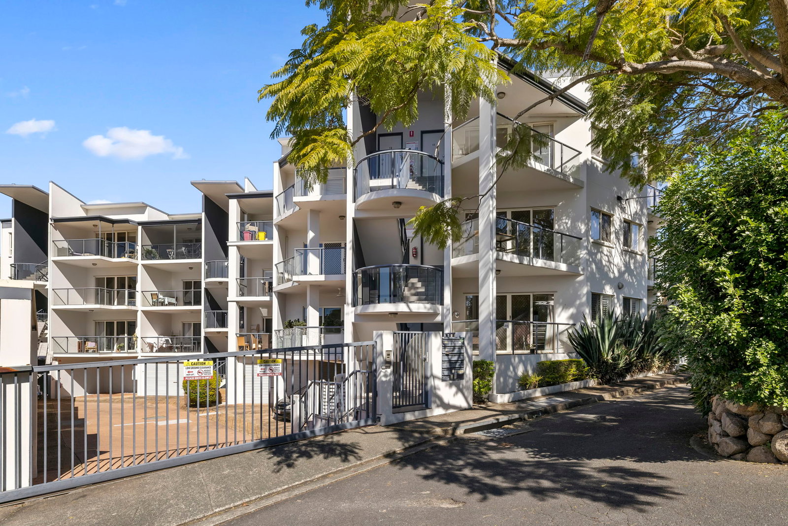Main listing image for 2/35 Beeston St, Teneriffe  QLD  4005