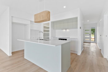 Image 4 for 23 Champagne La, Southside  QLD  4570