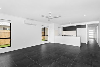 Image 3 for 44 Sawmill Dr, Greenbank  QLD  4124
