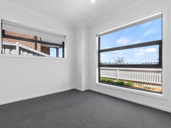 Image 5 for 24 Primrose Ave, Rockbank  VIC  3335