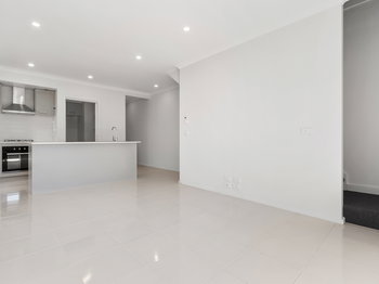 Image 4 for 24 Primrose Ave, Rockbank  VIC  3335