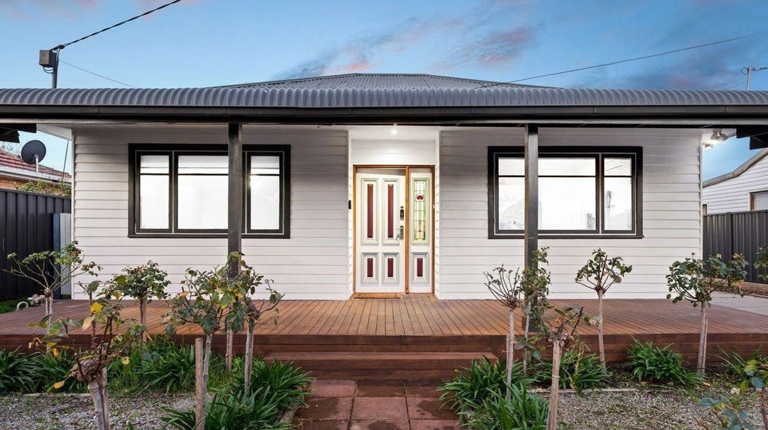 Main listing image for 30 Erica Ave, St Albans  VIC  3021