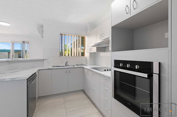 Image 6 for 2/48 Kitchener St, Coorparoo  QLD  4151