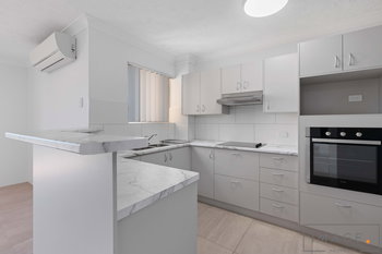 Image 6 for 2/48 Kitchener St, Coorparoo  QLD  4151